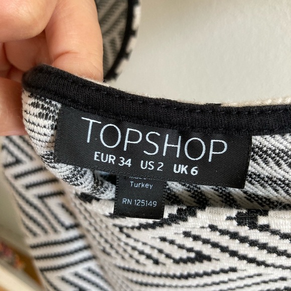 Topshop patterned dress - Picture 3 of 3